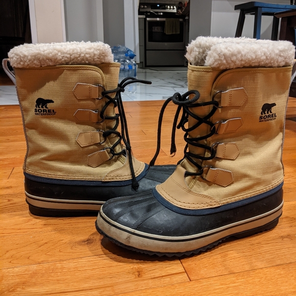 Sorel waterproof men's winter boots - Picture 1 of 3